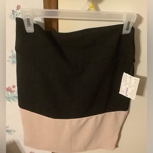 New with tags skirt from a smoke free home.